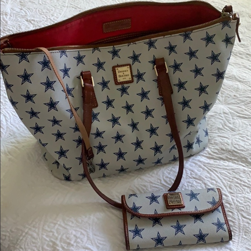 Dallas Cowboys weekender bag and wallet